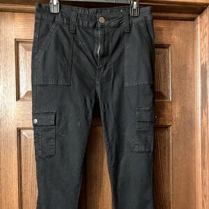 Cute stretchy black cargo pants